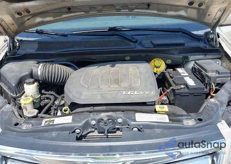 2014 Chrysler Town & Country Touring из США, поврежденный, VIN 2C4RC1BG1ER196476